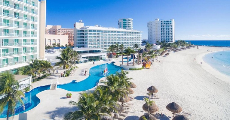 Hotel Krystal Cancun