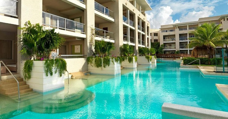 HOTEL PARADISUS PLAYA DEL CARMEN 